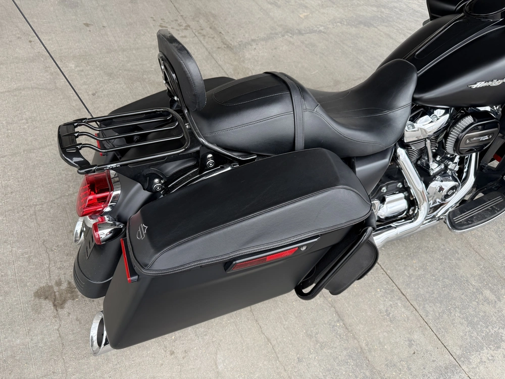 2017 Harley-davidson Fltrxs-road Glide Special alt
