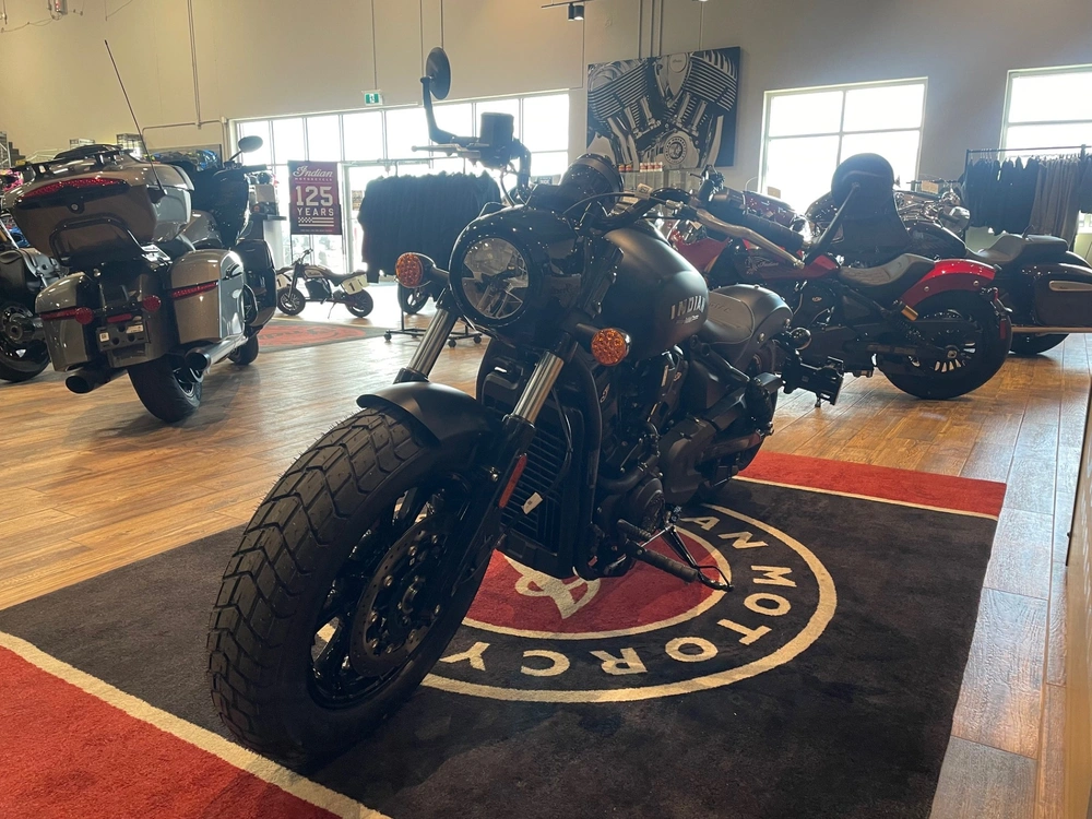 2026 Indian Motorcycle Scout Bobber Lt W/ Tech - Black Smoke alt