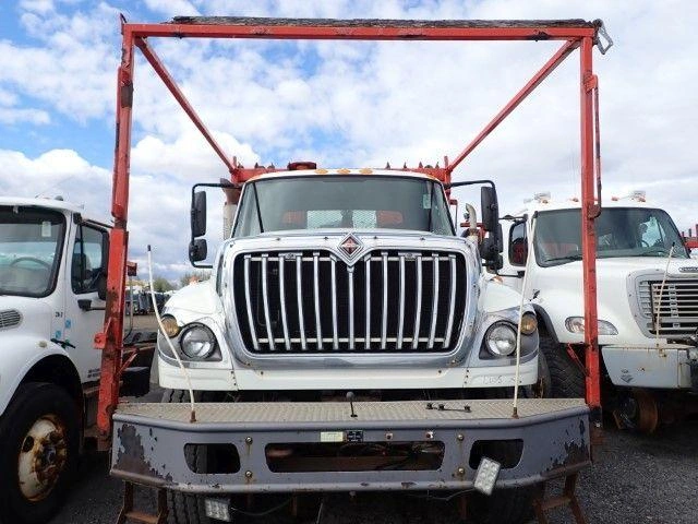 International 7600 2010