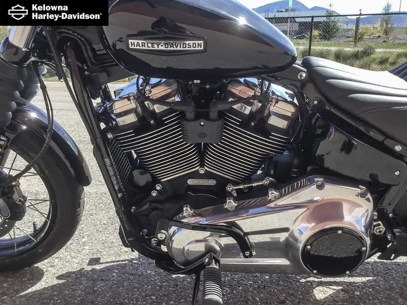 2026 Harley-Davidson FXBB - Street Bob® thumbnail 24