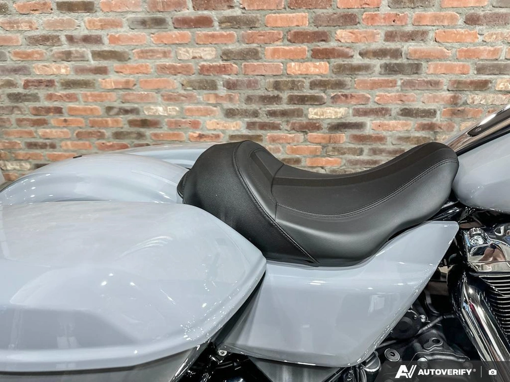 2026 Harley-davidson Road Glide alt