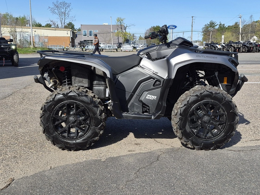2026 Brp Outlander Xt 700 (canada) alt