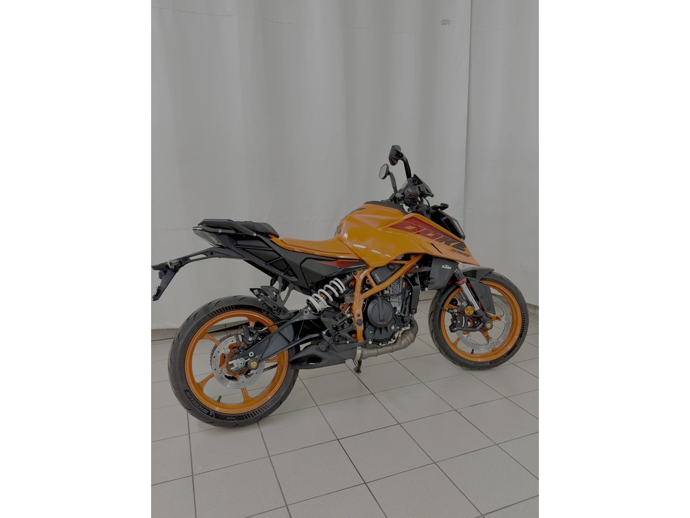2024 Ktm 390 Duke alt