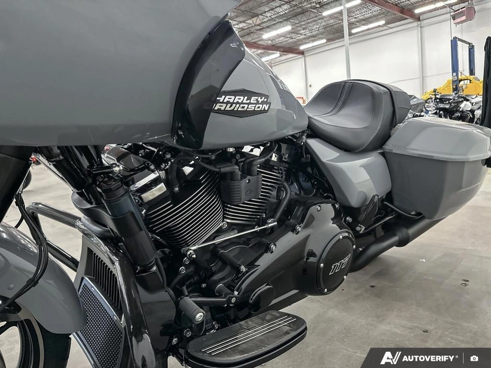 2026 Harley-davidson Road Glide alt