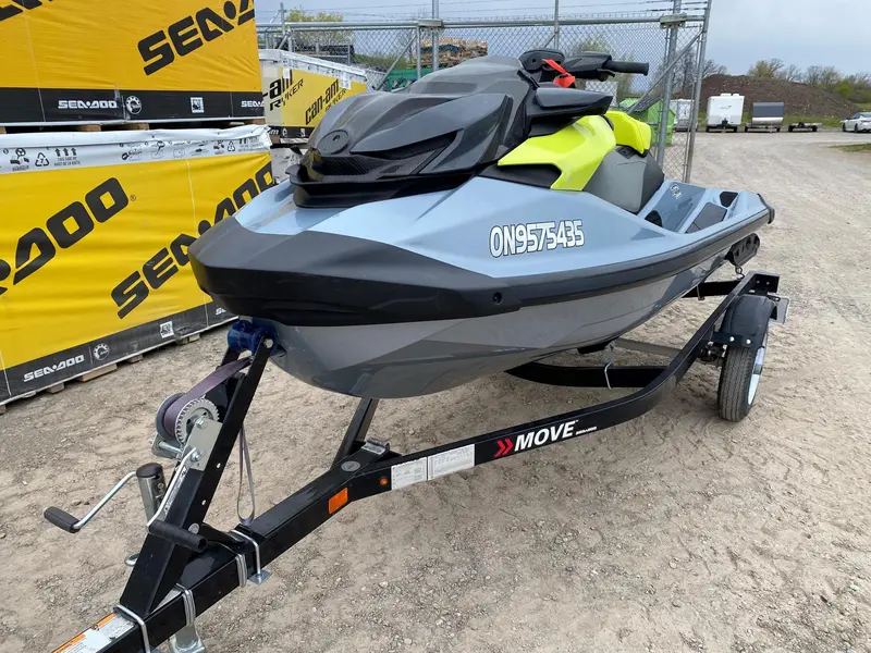 2024 Sea-Doo RXP-X 325 thumbnail 2