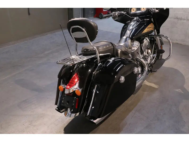 2014 Indian Motorcycle CHIEFTAIN 111 thumbnail 12