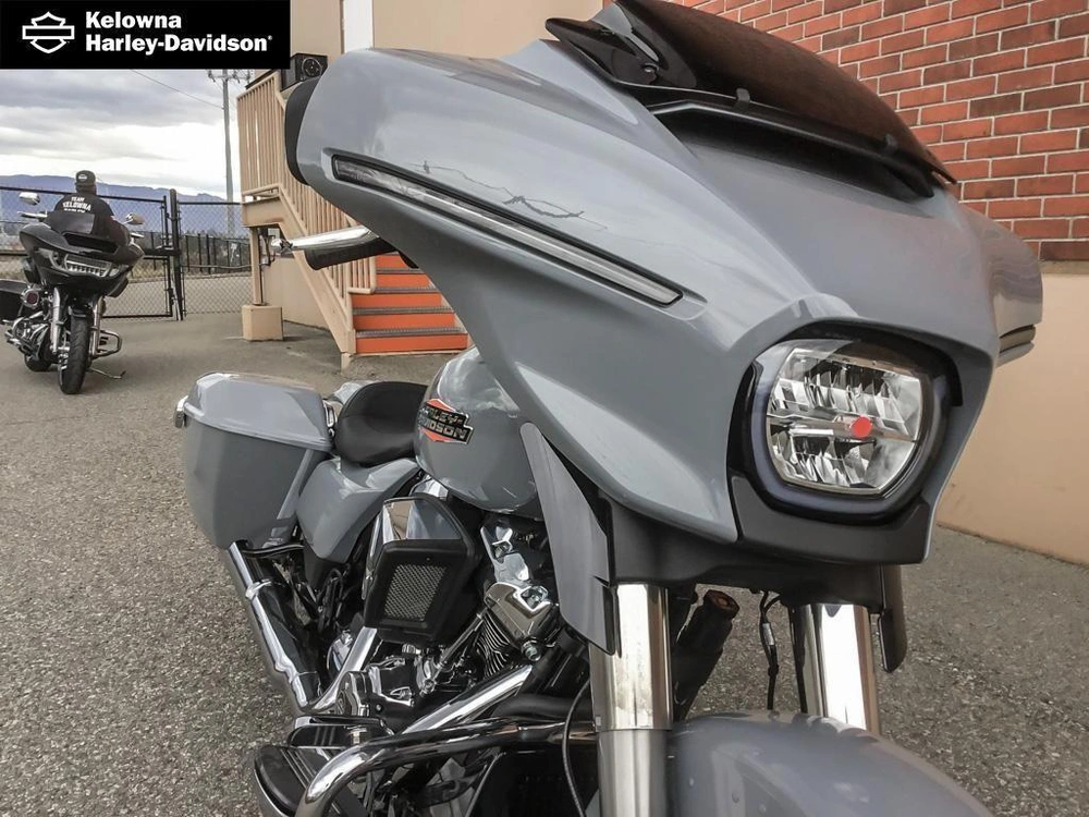 2026 Harley-davidson Flhx - Street Glide® alt