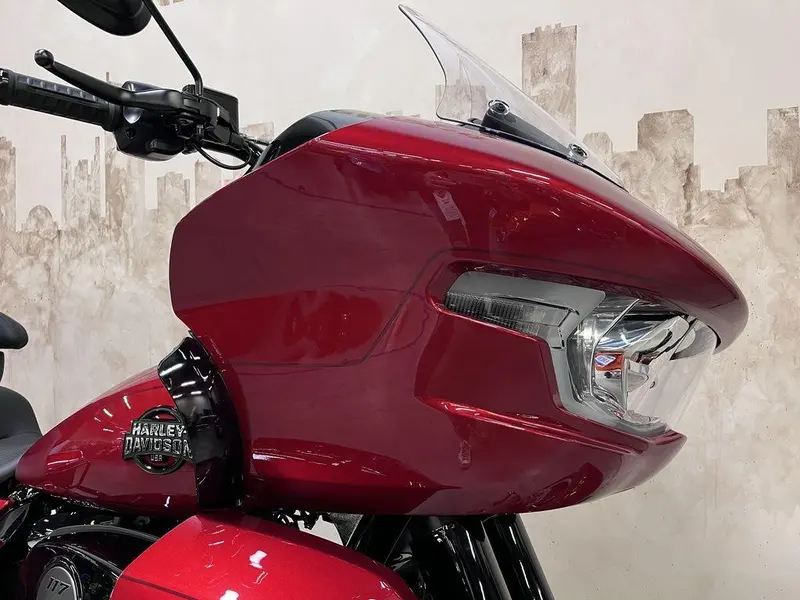 2026 Harley-Davidson FLTRXL Road Glide Limited thumbnail 8