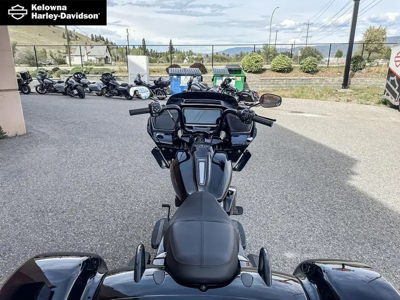 2026 Harley-Davidson FLTRT - Road Glide® 3 thumbnail 14