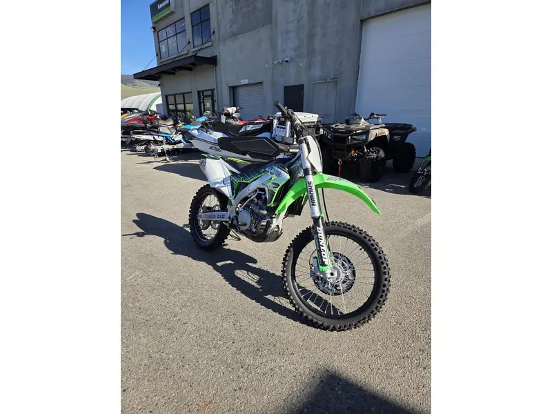 2018 Kawasaki KX450 thumbnail 2