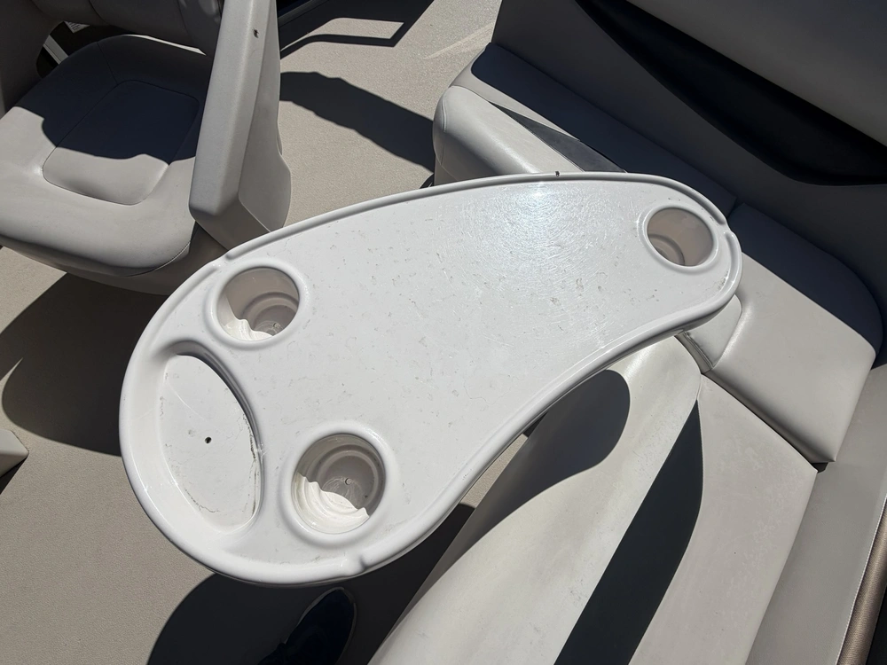 2012 Princecraft Vectra 19 2s alt