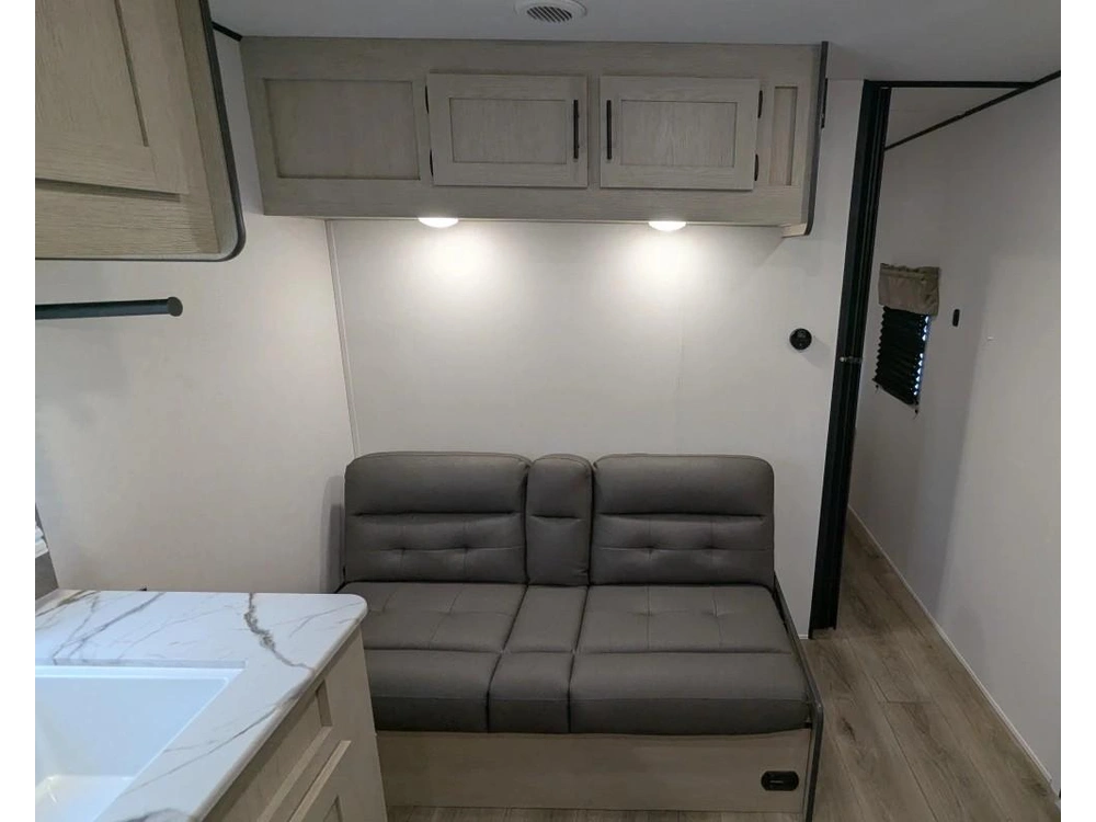 Forest River Shasta 526 Bh 2026 alt