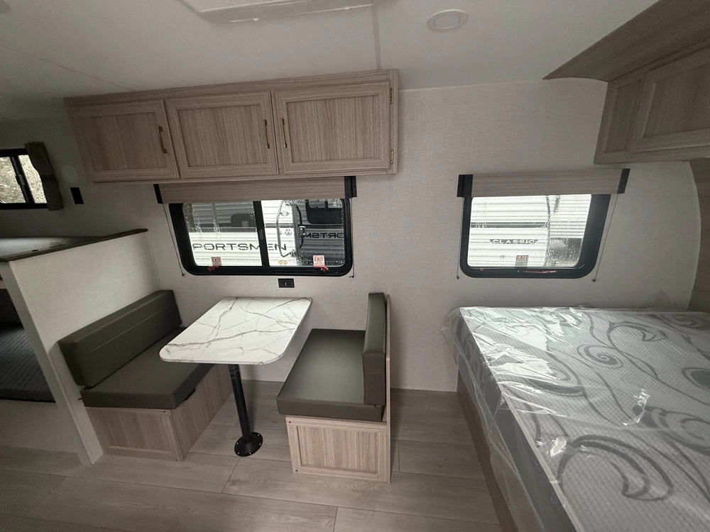 2026 Kz-rv Sportsmen Classic 180bh alt