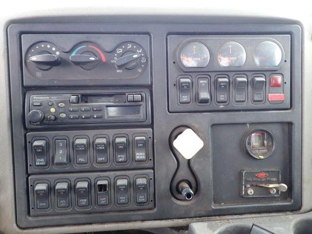 International 7600 2010