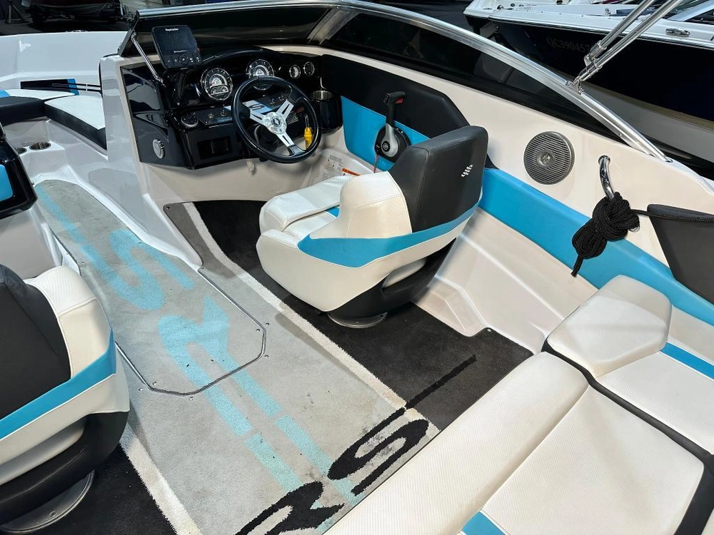 Four Winns 180 Rs 2014 alt