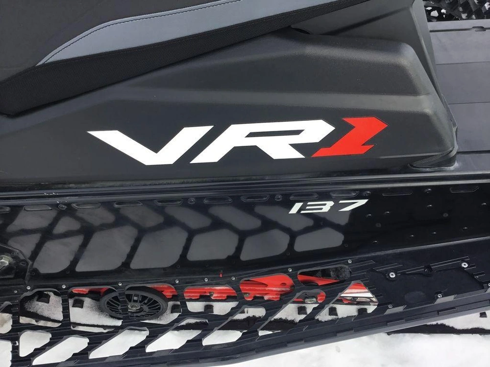 2024 Polaris Patriot Boost Indy Vr1 137 Indy Red alt