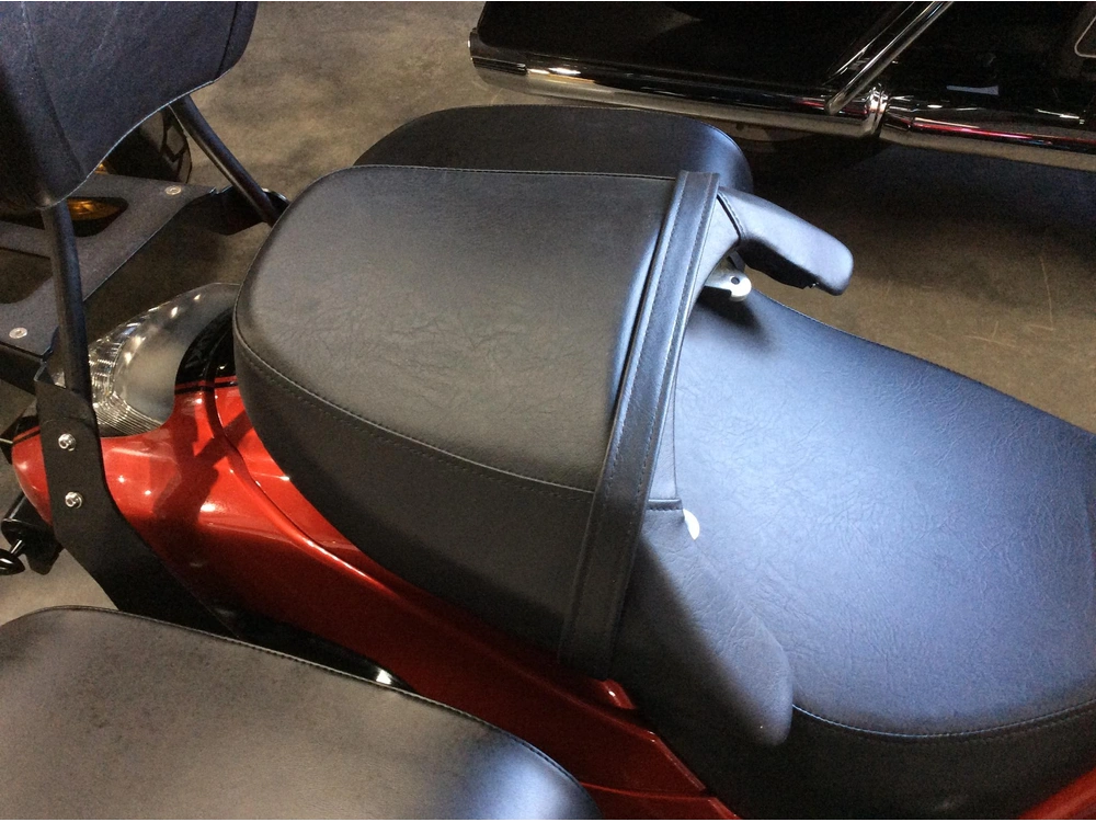 2023 Suzuki Vzr18 M109r Boss alt
