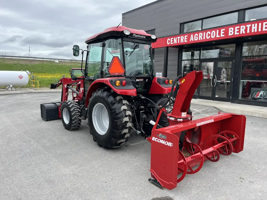 2024 Mahindra 2660 CAB