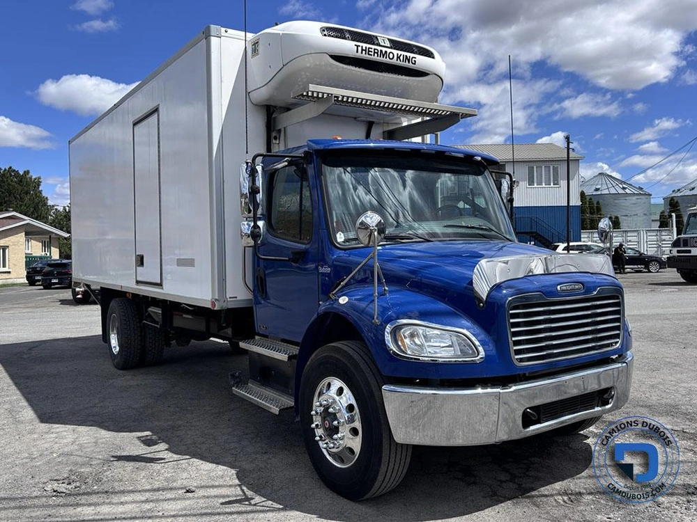 2018 Freightliner M2-106 alt