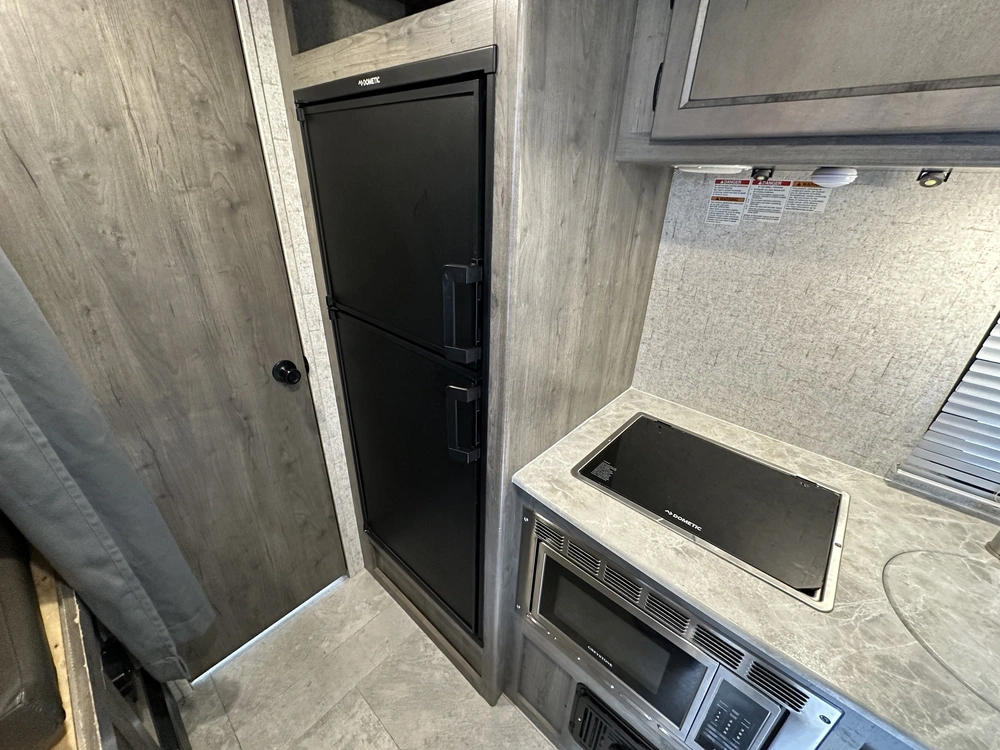 Coachmen Apex Tera 15t 2020 alt