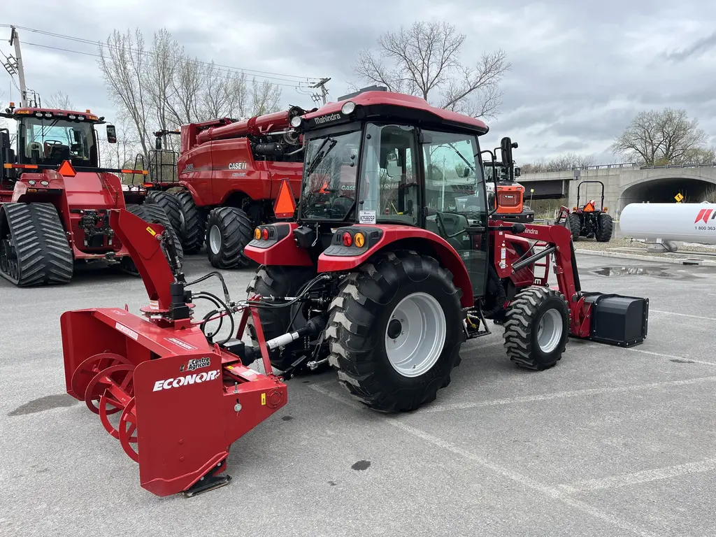 2024 Mahindra 2660 CAB