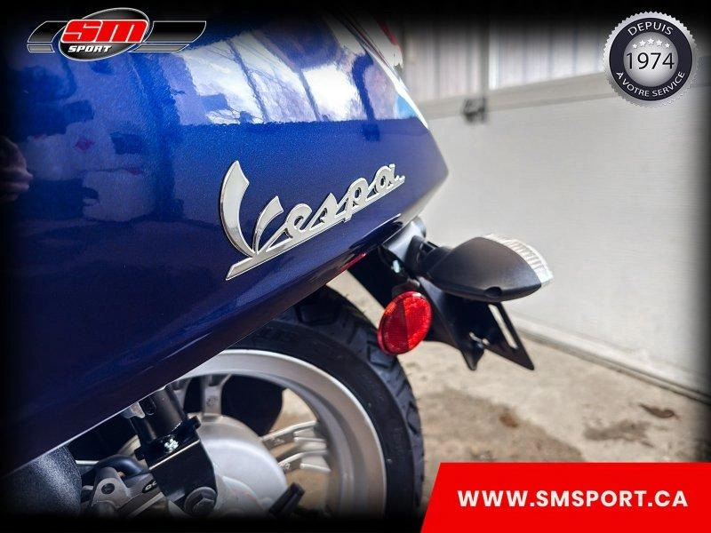2026 Vespa Primavera 50 alt
