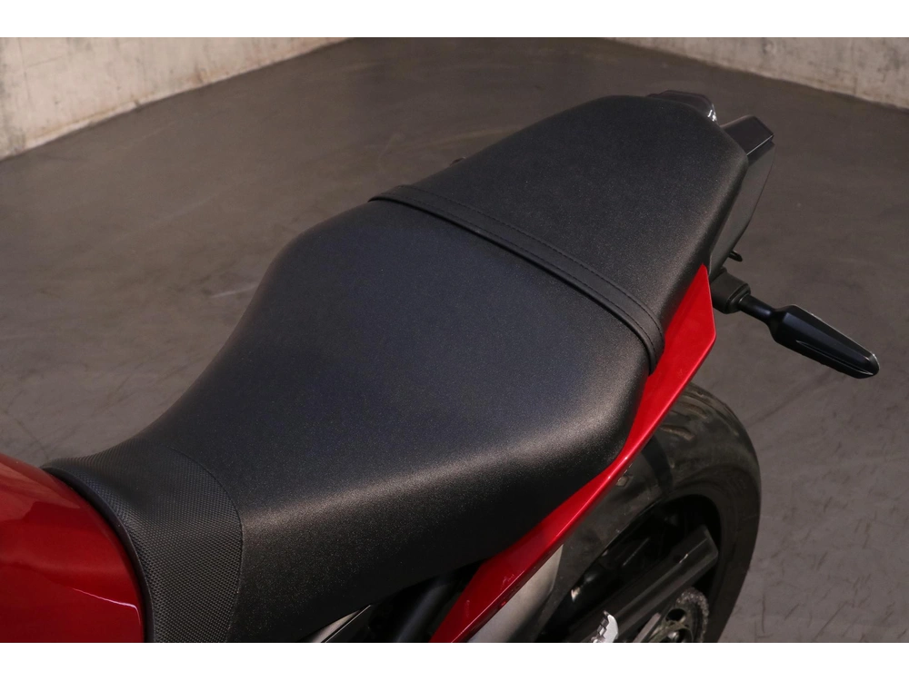 2017 Yamaha Fz-09 alt