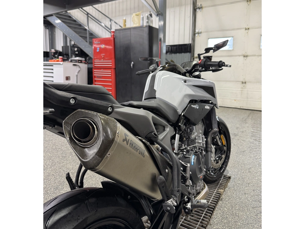 2024 Ktm Duke 790 alt
