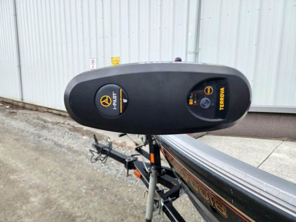 2007 Crestliner 1700 Fishhawk alt