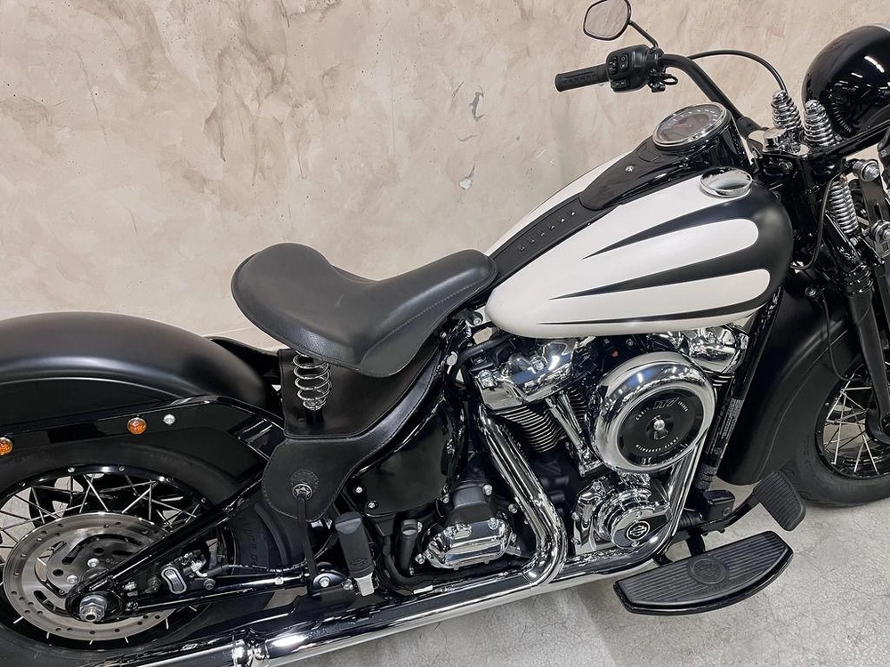 2025 Harley-davidson Flhc Heritage Classic alt