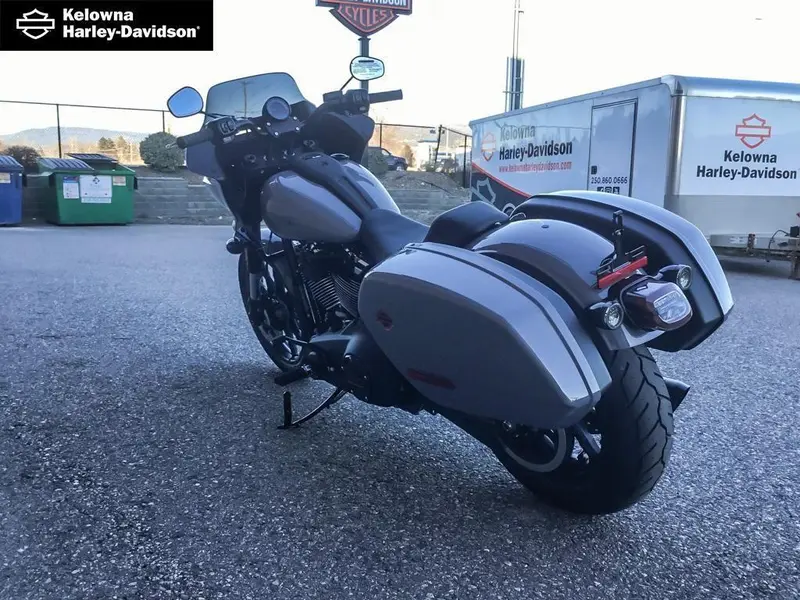 2026 Harley-Davidson FXLRST - Low Rider® ST thumbnail 21