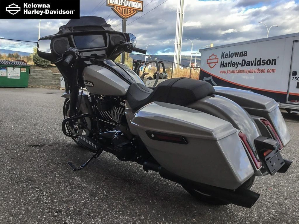 2025 Harley-davidson Flhx - Street Glide® alt