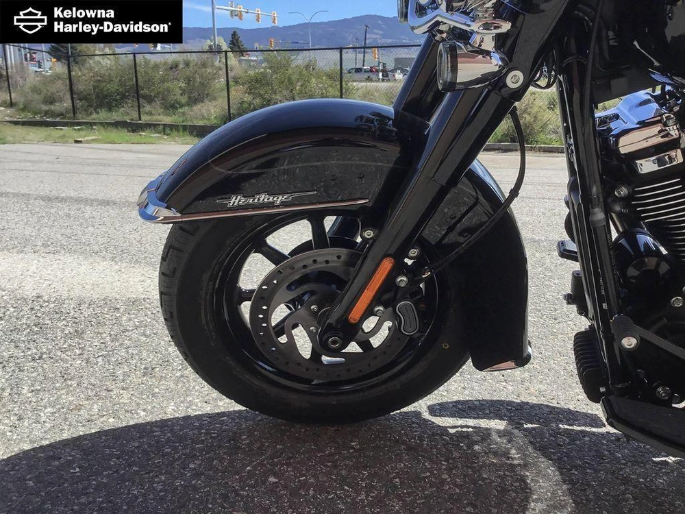 2026 Harley-davidson Flhc - Heritage Classic alt