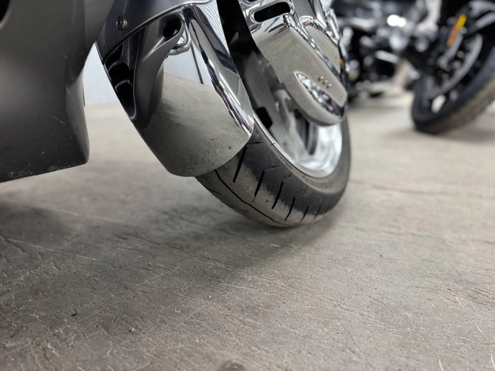 Honda Gold Wing Tour 2015 alt