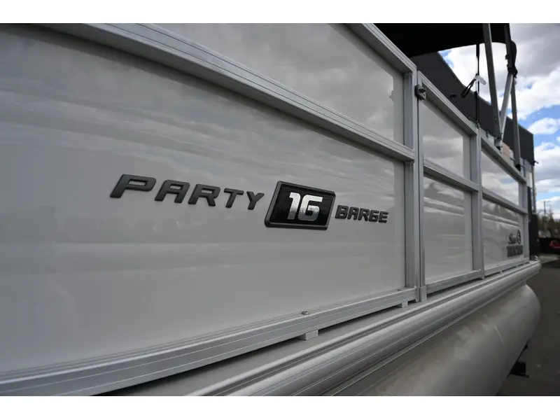 2026 Sun Tracker PARTY BARGE 16 DLX 50ELPT 4S thumbnail 25