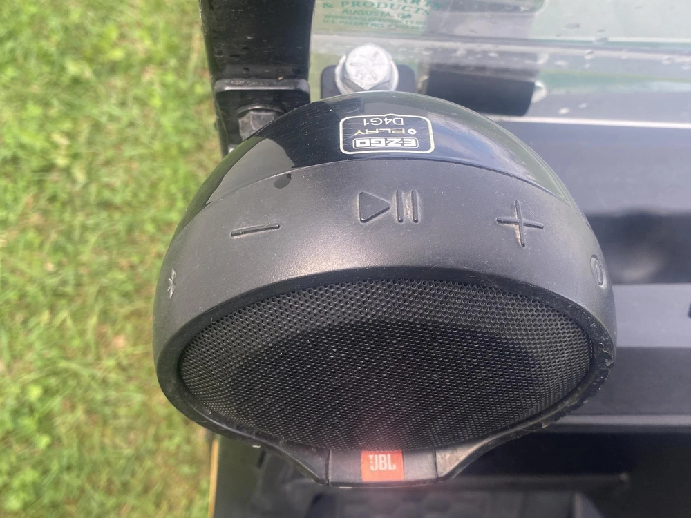 2024 E-z-go Rxv alt