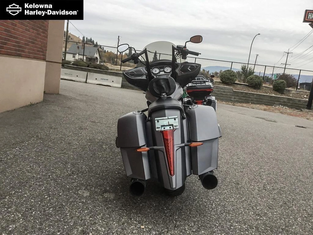 2016 Victory Motorcycles Magnum X-1 Stealth Edition alt