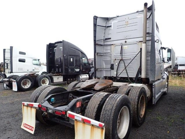 Volvo Vnl760 2019