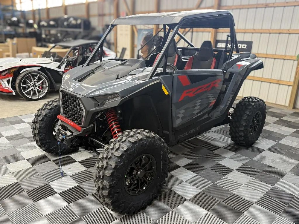 2026 Polaris Rzr Xp 1000 Ultimate Stealth Gray alt