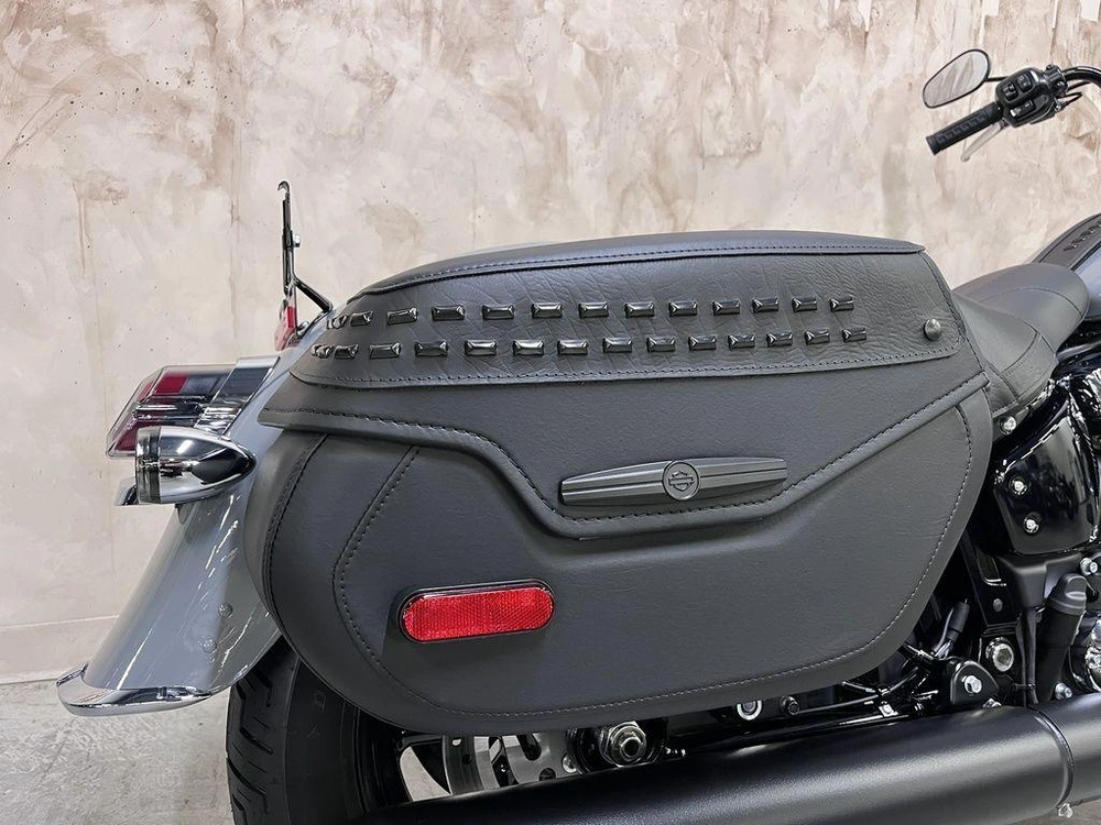 2026 Harley-davidson Flhc Heritage Classic alt