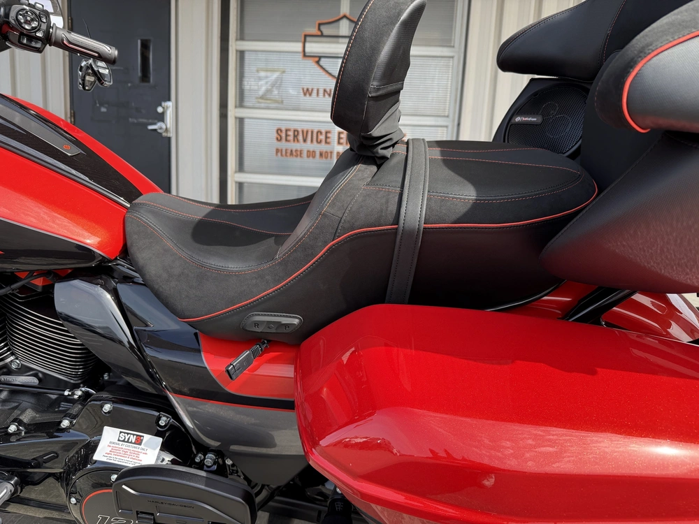 2026 Harley-davidson Cvo Street Glide Limited alt