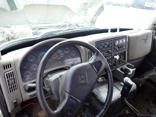 International 7600 2010