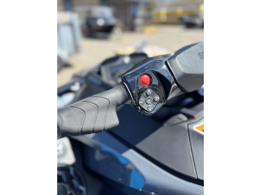 2026 Sea-doo Gtx 230 W/audio Ibr & Idf