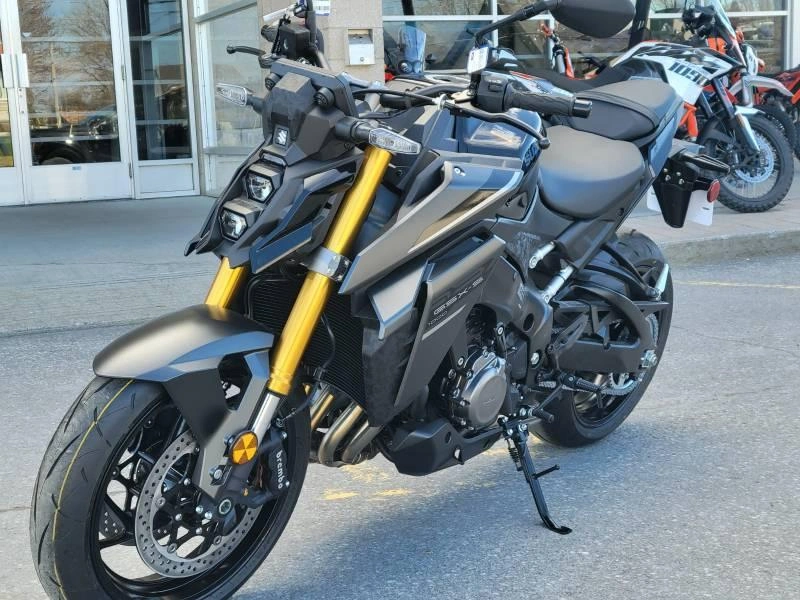 2026 Suzuki Gsx-s1000a alt