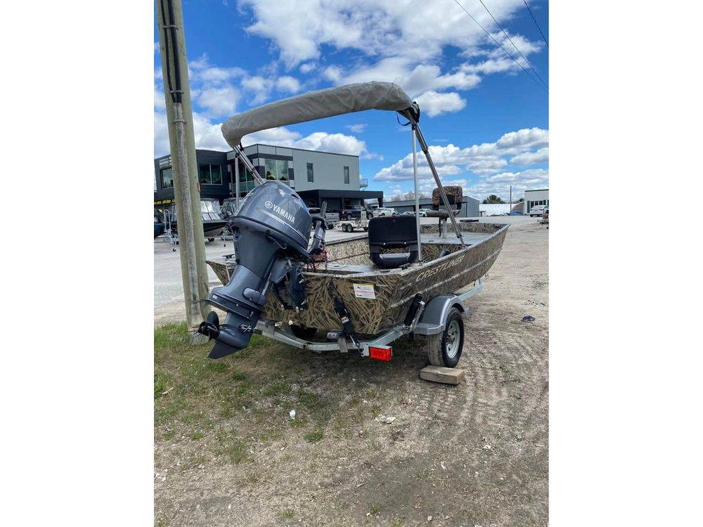 Crestliner Jon 1660 Retriever 2021 alt