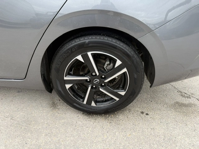 2024 Nissan Sentra Sv alt