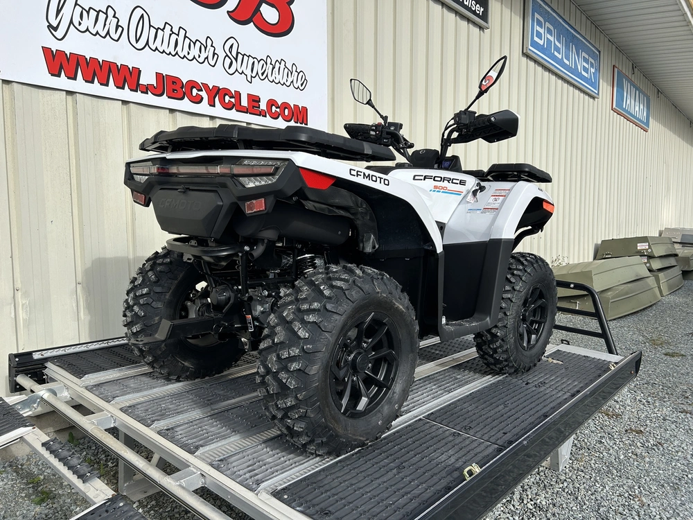 2026 Cfmoto Cforce 500 White alt