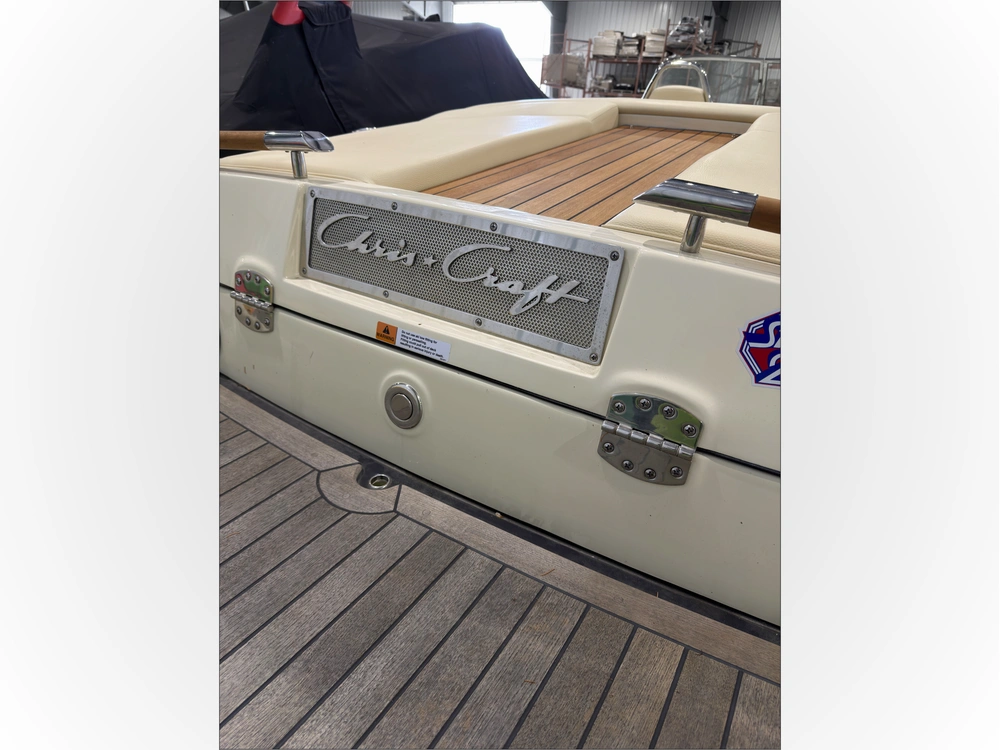 2024 Chris-craft Launch 27 Lj Heritage Edition With 8.2l 380hp Mercury & Custom Trailer alt