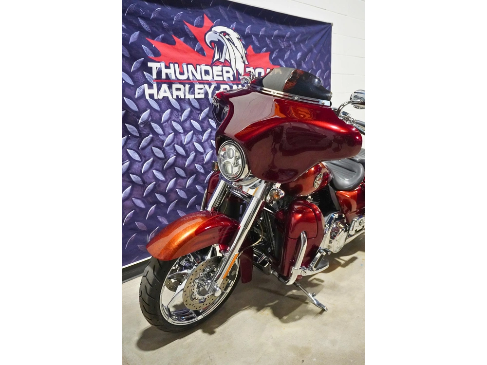 2013 Harley-davidson Flhrse5 Cvo Road King alt