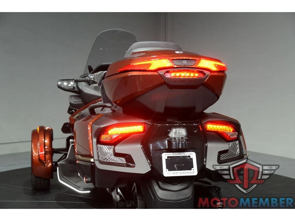 2026 Can-am Spyder Rt Sea-to-sky alt